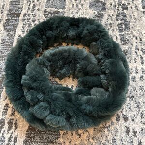 Luxurious rabbit Fur Scarf in Deep Green